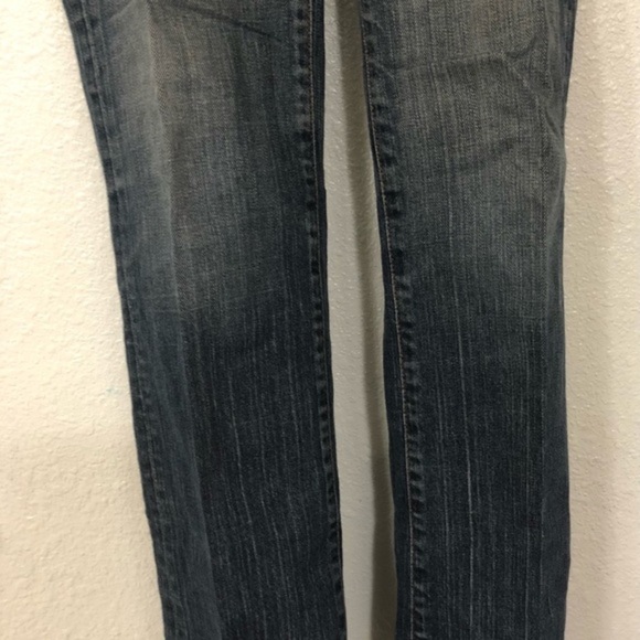 Zara distressed frayed hem studded logo back pocket jeans. Size 4 - Picture 7 of 11